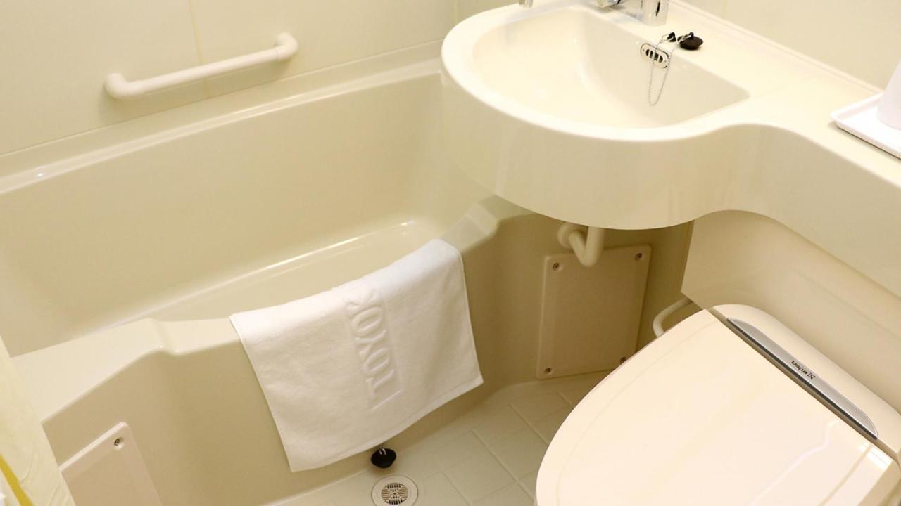 Toyoko Inn Okayama Eki Nishi Guchi Hiroba 외부 사진
