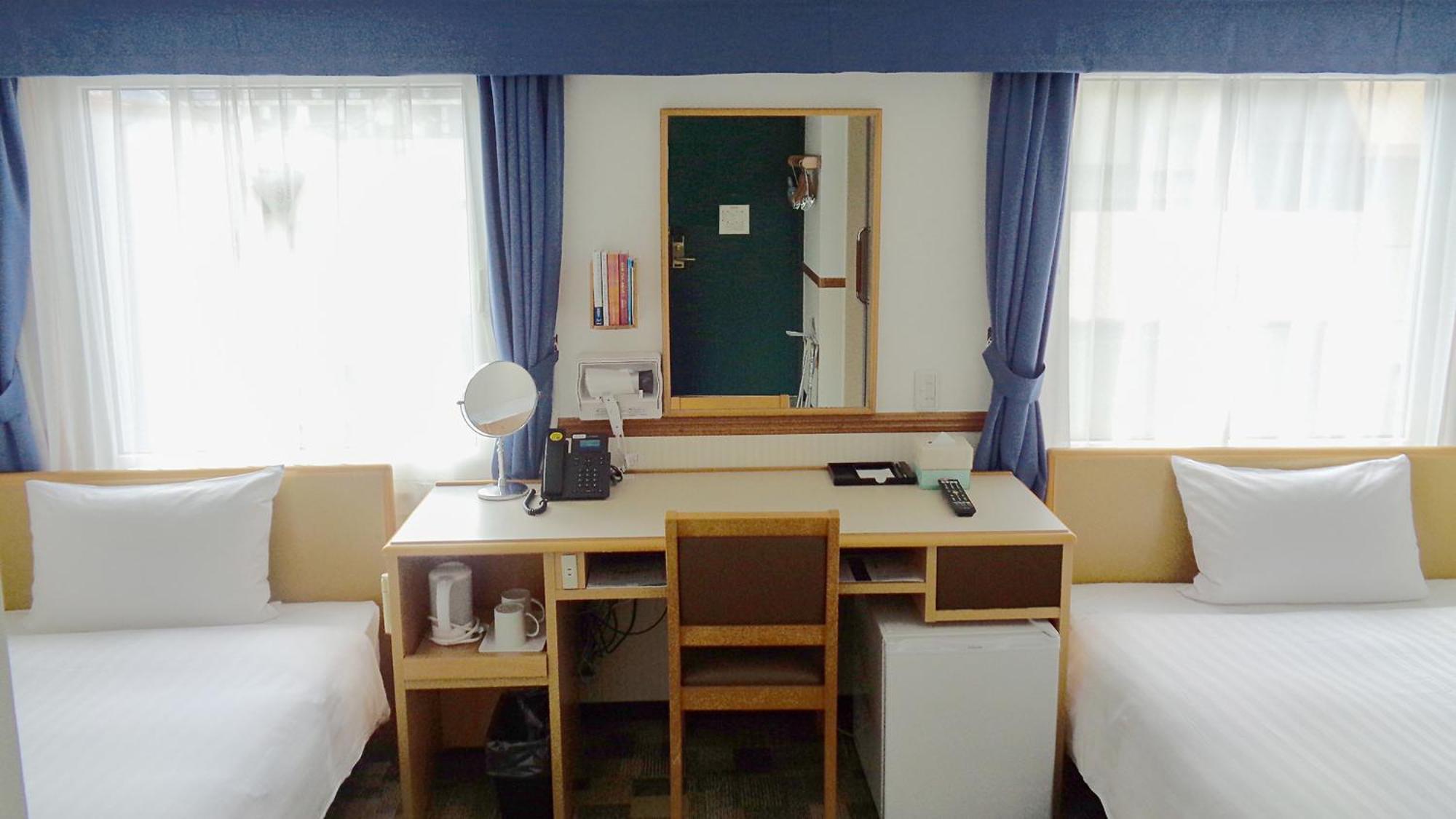 Toyoko Inn Okayama Eki Nishi Guchi Hiroba 외부 사진