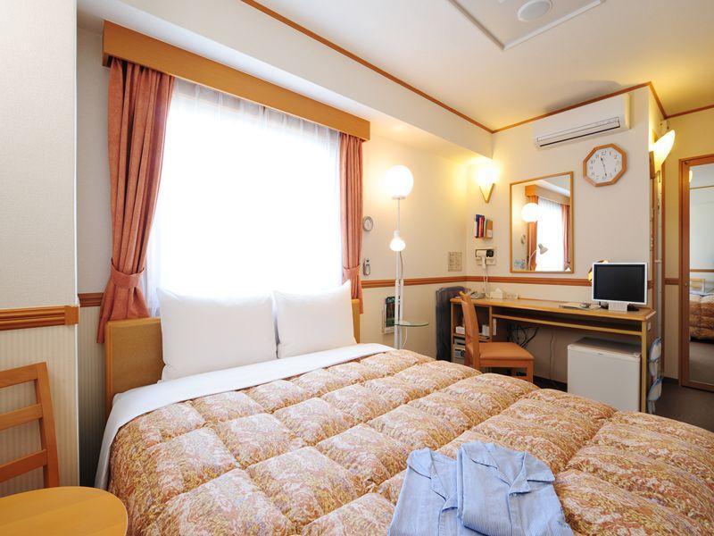 Toyoko Inn Okayama Eki Nishi Guchi Hiroba 외부 사진